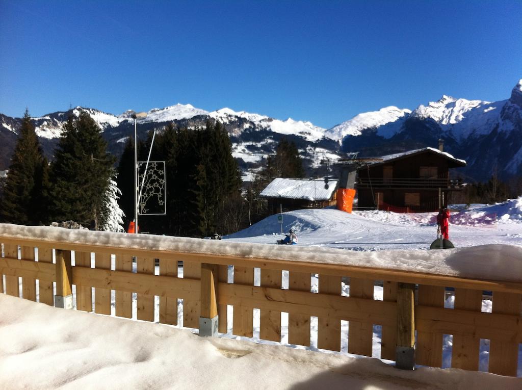 L'Eden Ski Aux Pieds 모리론 외부 사진